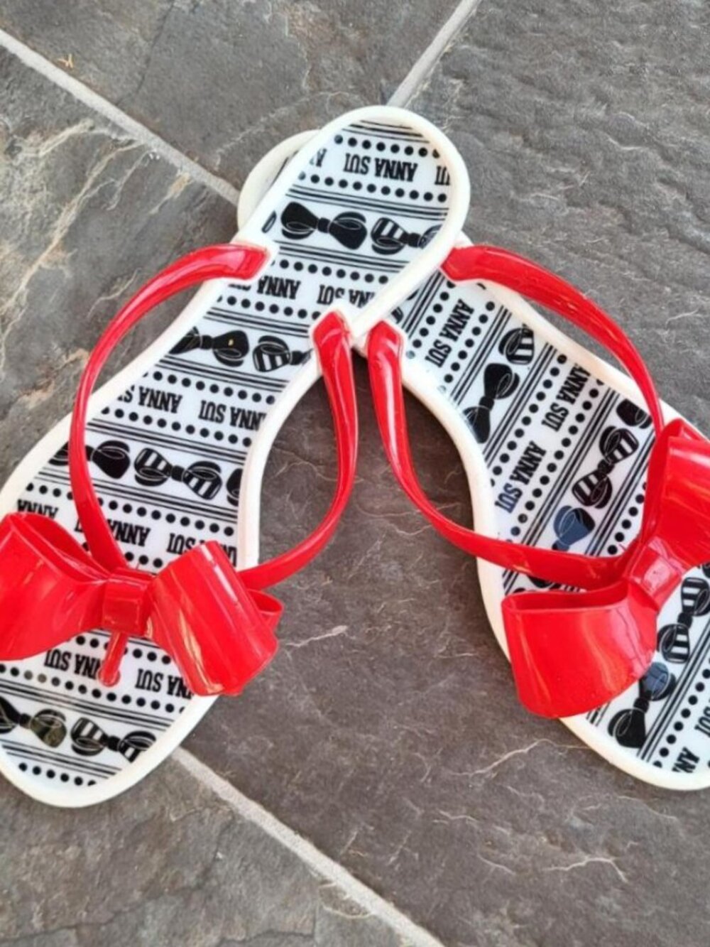 Size 7 Anna Sui Rubber Jelly Flip Flops with Red Bow